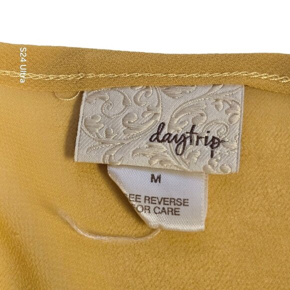 Daytrip Yellow Racerback Tank Top Rhinestones Sheer Lace Overlay Medium - Picture 4 of 12